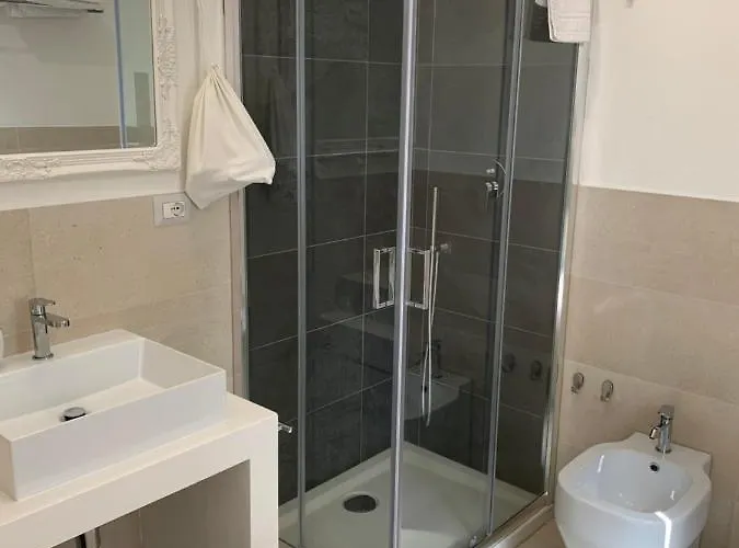 Somiar Oda ve Kahvaltı San Teodoro (Sardinia)