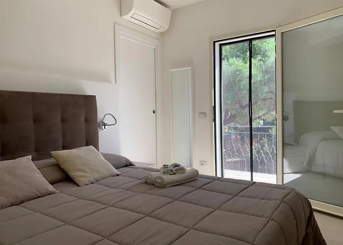 Oda ve Kahvaltı Somiar San Teodoro (Sardinia)