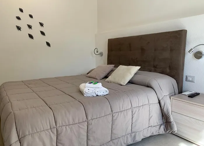 Oda ve Kahvaltı Somiar San Teodoro (Sardinia)