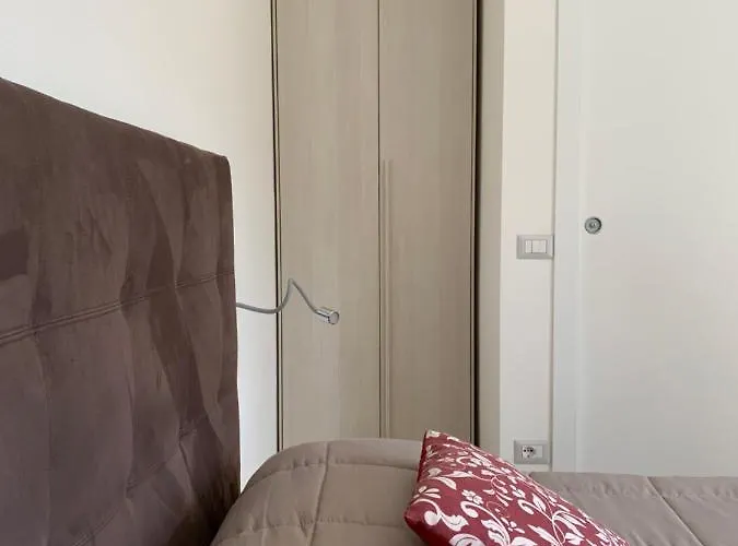 Oda ve Kahvaltı Somiar